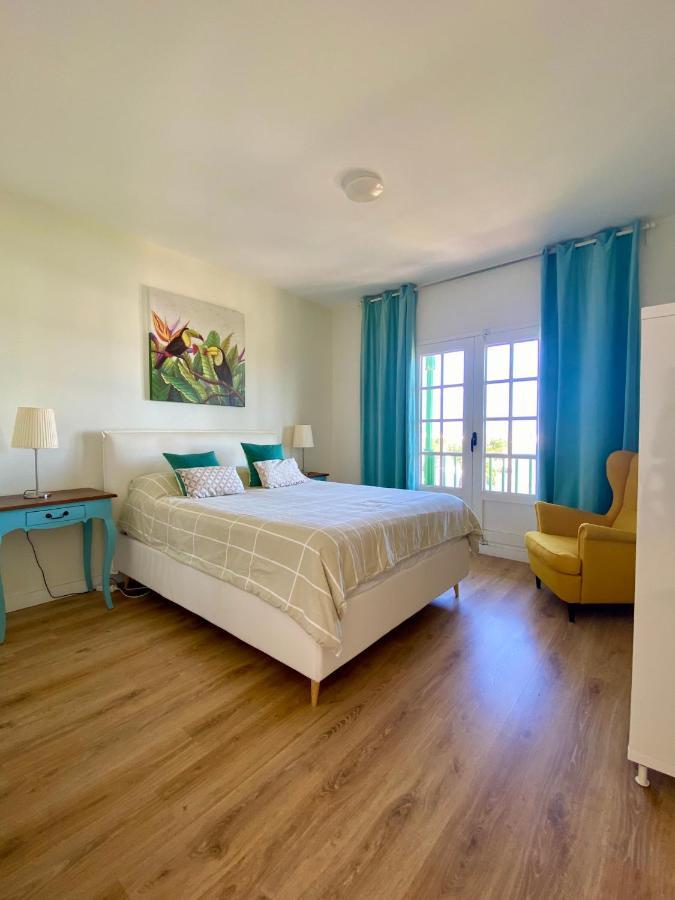 Apartamento Om Con Piscina Y Vistas Al Mar Costa Teguise Exterior foto
